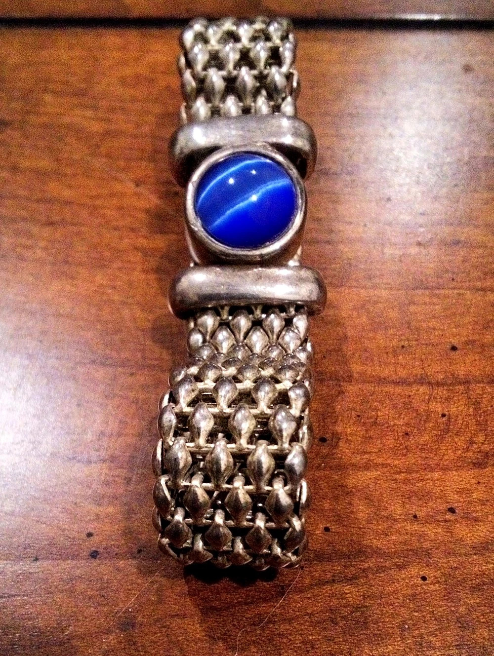 Vintage Silver Tone Mesh Link Bracelet Blue Cats Eye Magnetic Clasp